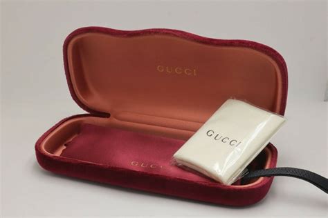 gucci sunglass case dimensions|authentic gucci sunglasses case.